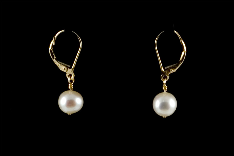 14K Lever-back 7.5mm freshwater pearl earring [ERG003]